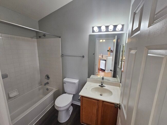 Building Photo - 2935 Rutland Cir