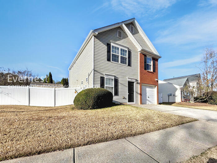 Building Photo - 113 Oak Grove Pl