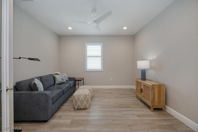 Building Photo - 2560 Seychelles Dr