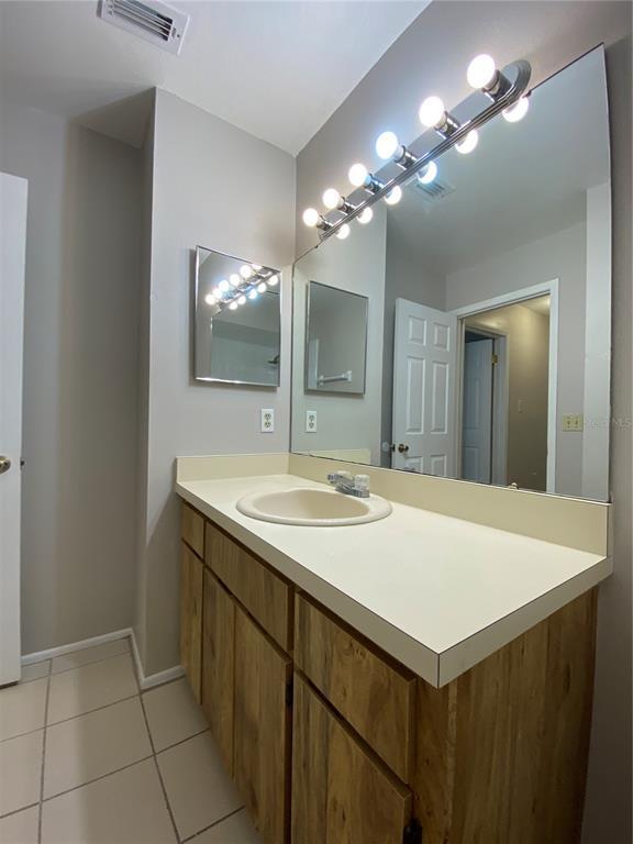 Building Photo - 7222 Nima Ct