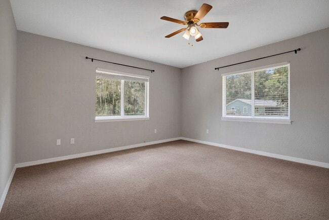Building Photo - Spacious 4BR House in Citra