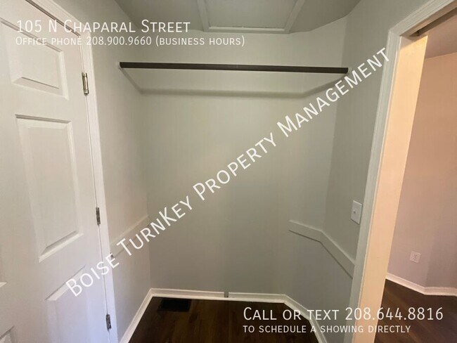 Building Photo - 105 N Chaparal St