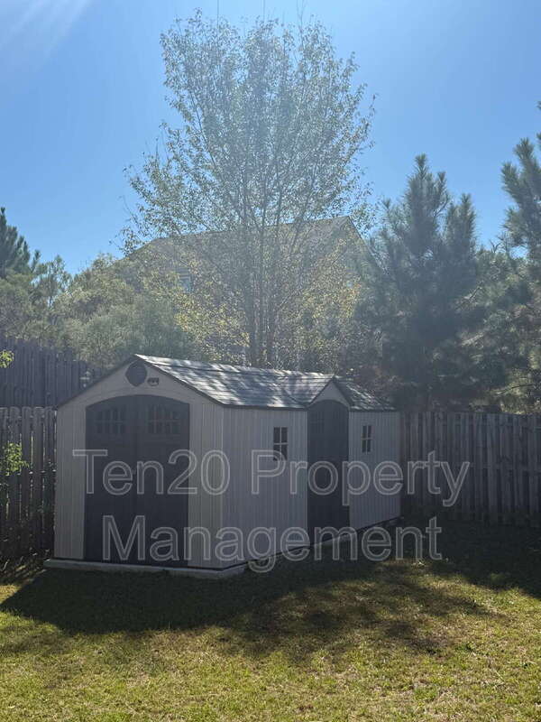 Building Photo - 5018 Lexington Ln