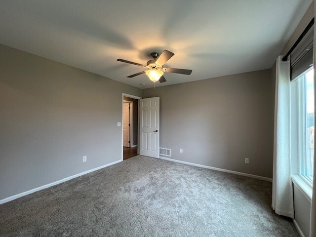 Building Photo - 4717 S Pointe Dr