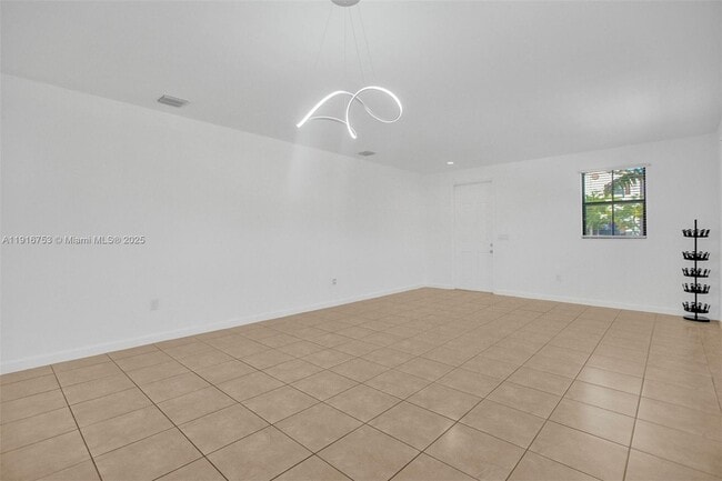 Building Photo - 3504 W 94th St