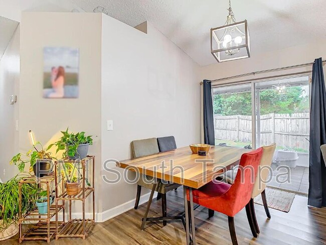 Building Photo - 2760 Braham Ct