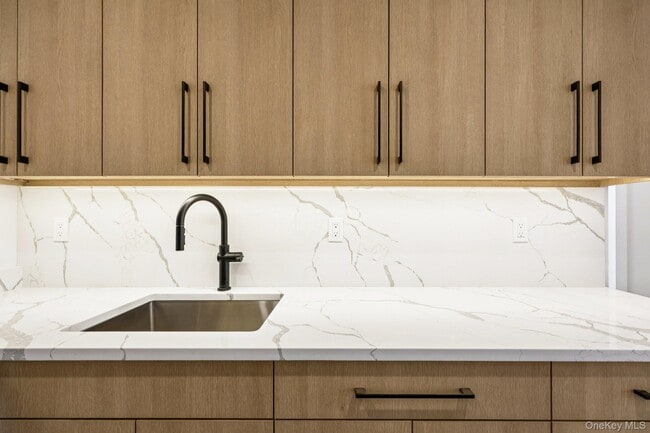 Building Photo - 325 Manville Rd