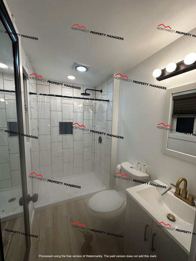 Building Photo - STATUS: AVAILABLE   | R293 | $2095.00