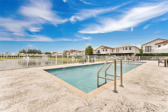 Building Photo - 10574 NW 70th Ln