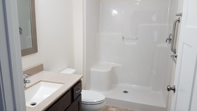 Building Photo - 105 Scarsdale Cir