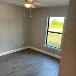 Building Photo - 839 Bedford Dr