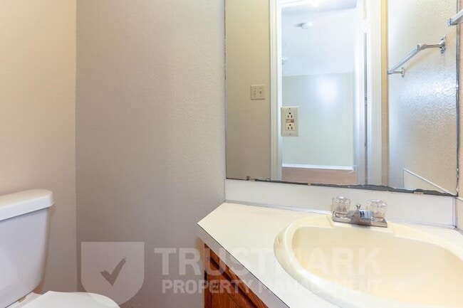 Building Photo - 4506 A Lago Cir