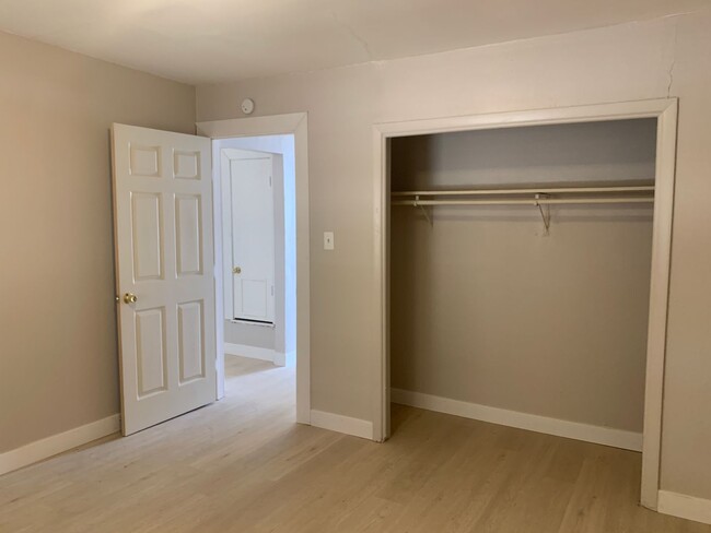 Building Photo - 1101 Hall