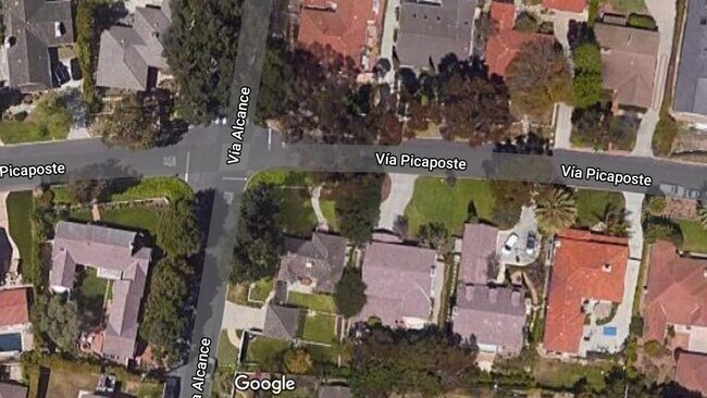 Building Photo - Valmonte Beauty 2 Bedroom Beautiful Home  on Corner Lot with Huge yard