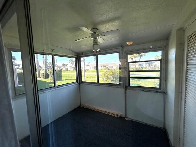 Building Photo - 2723 Dudley Dr W