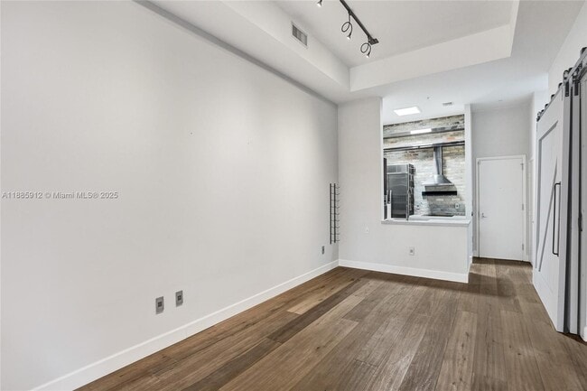 Building Photo - 550 Okeechobee Blvd