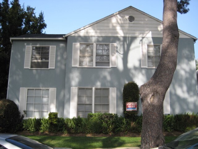 Building Photo - 609 Kelton Ave