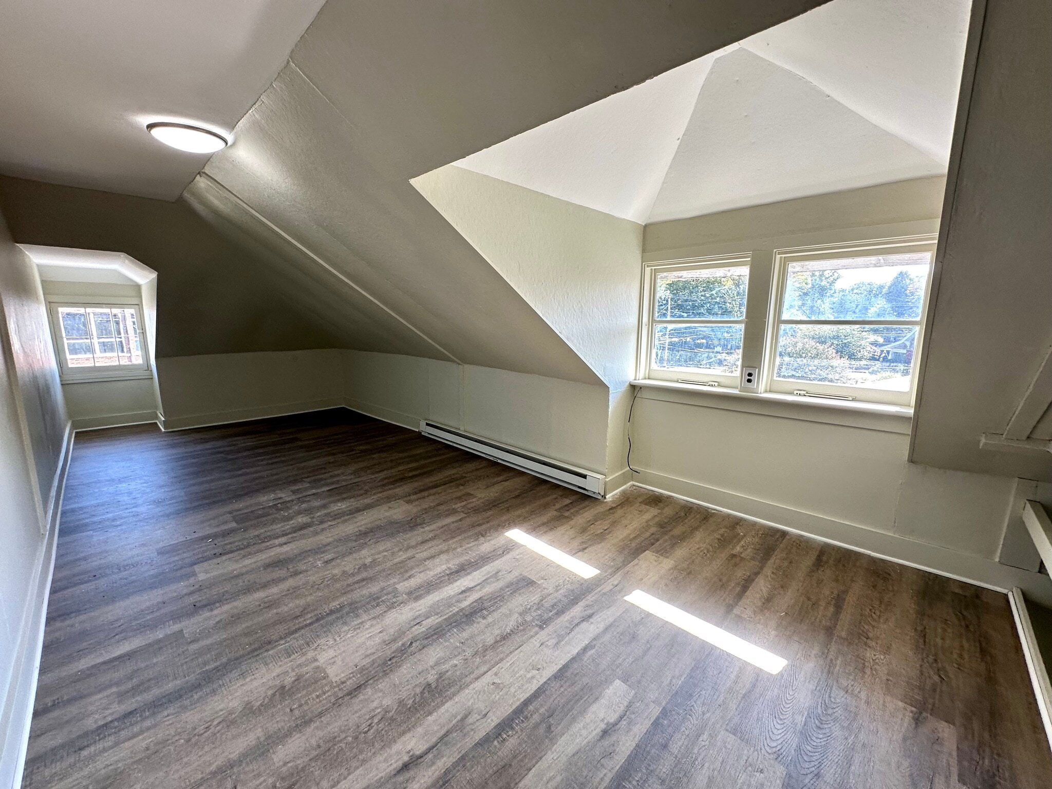 Living Room/Office - 415 9th St
