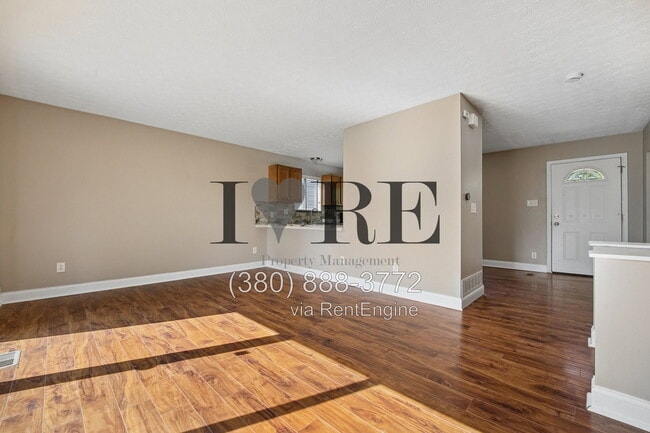 Building Photo - 8376 Covered Wagon Ct
