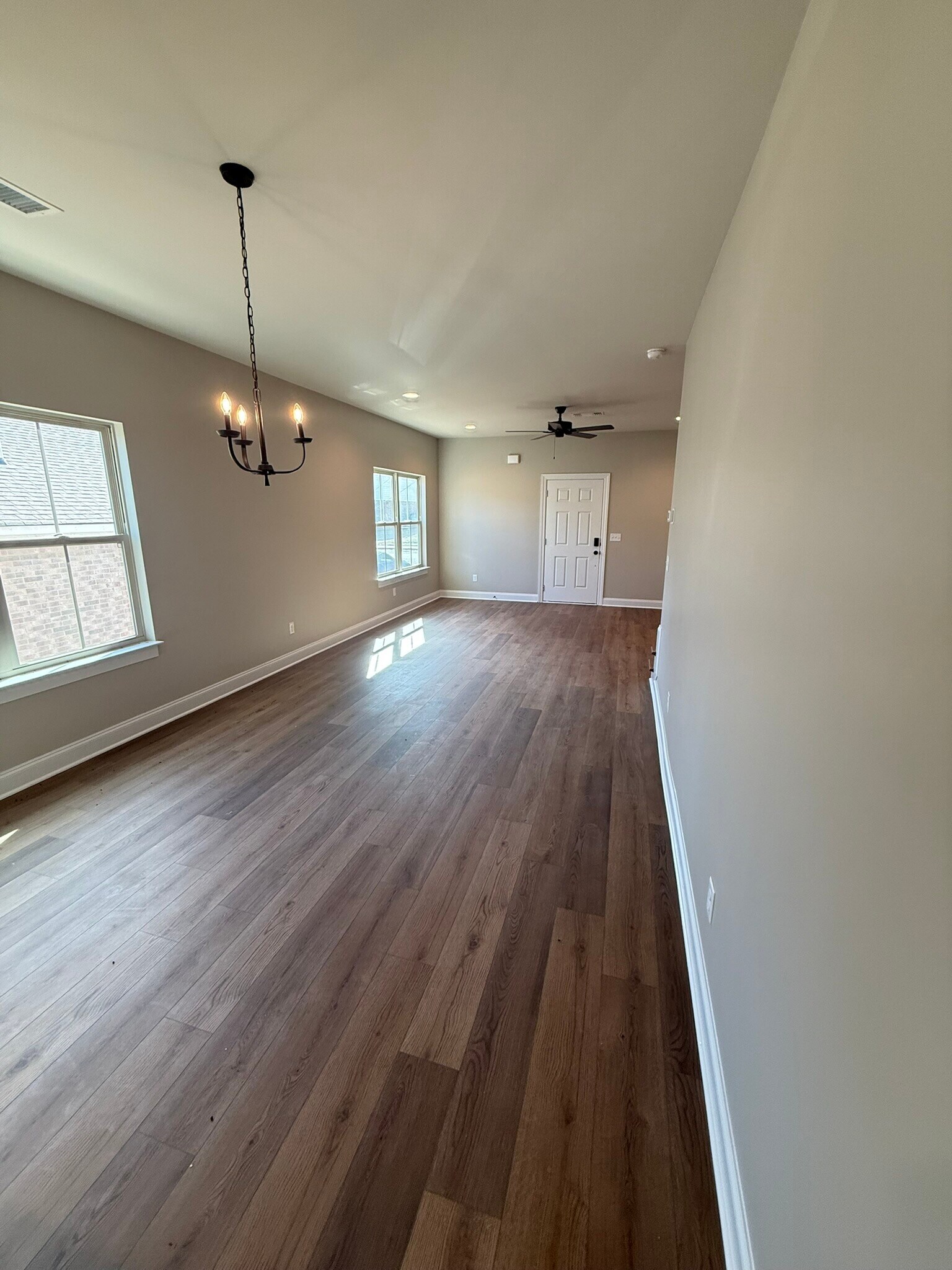 Building Photo - 713 Ewing Blvd