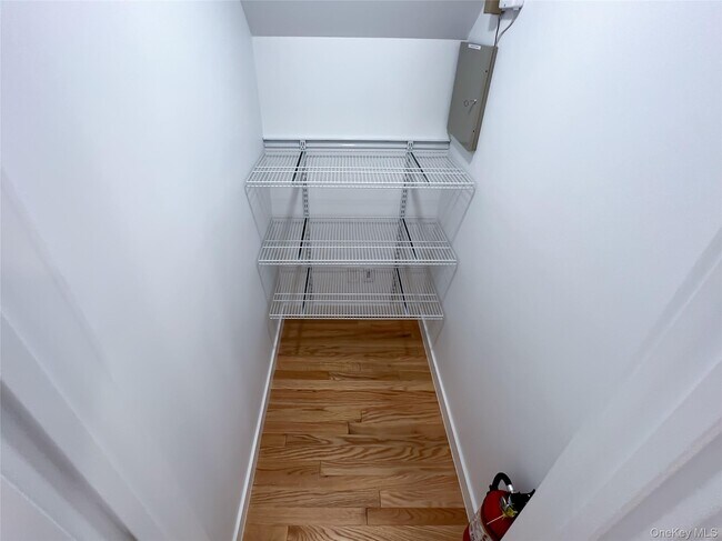 Building Photo - 246-17 Union Tpke