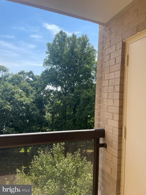 Building Photo - 309 Yoakum Pkwy