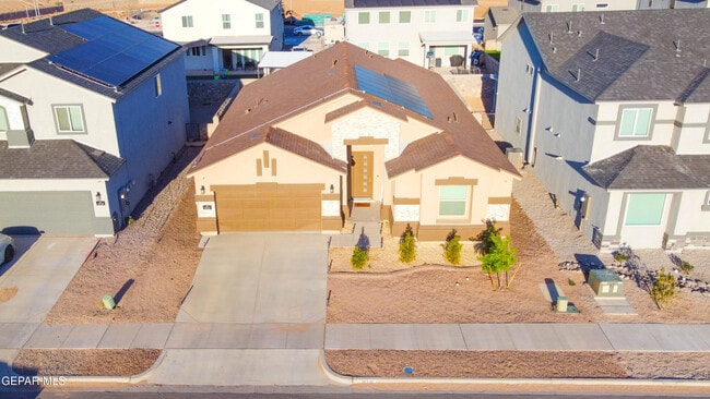 Building Photo - 10716 Drew Pearson Dr