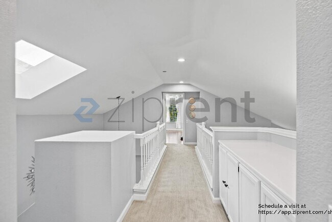 Building Photo - 281 Scotts Valley