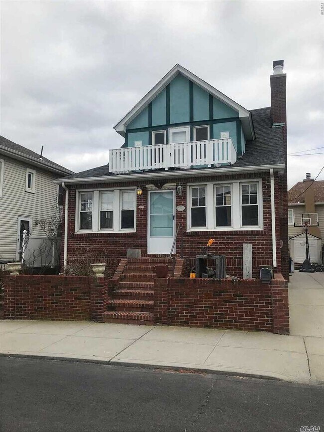 18 Pennsylvania Ave 18 Pennsylvania Ave Long Beach NY 11561