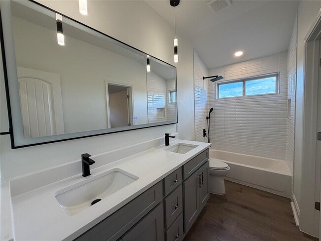 Building Photo - 7801 Aria Loop