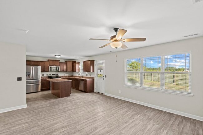 Building Photo - 707 Pandion Ct