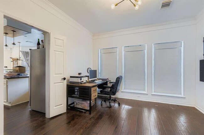 Building Photo - 6314 Old Harbor Ln