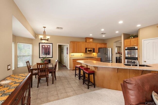 Building Photo - BEAUTIFUL 4BR/3BA home in SINGING HILLS VI...