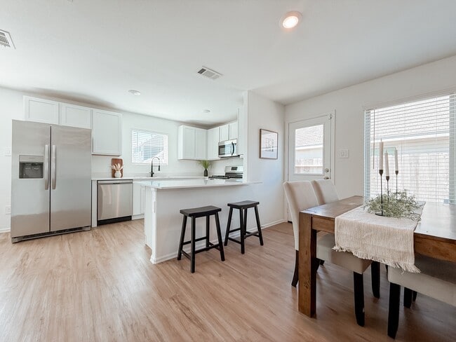 Building Photo - 22166 Birchfield Grv Ln