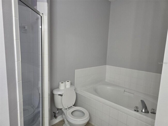 Building Photo - 24612 Portofino Dr