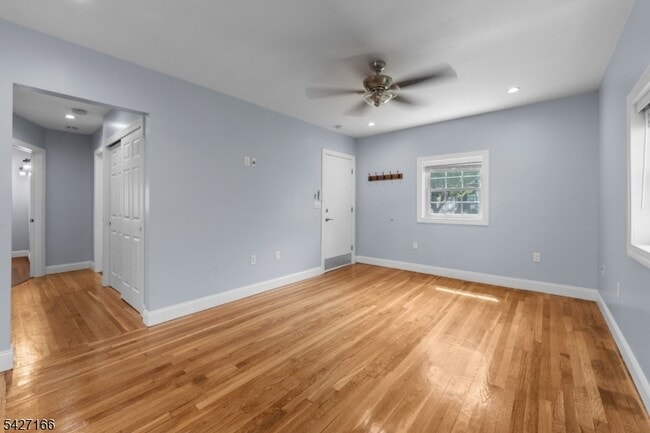 Building Photo - 12 Roosevelt Ave