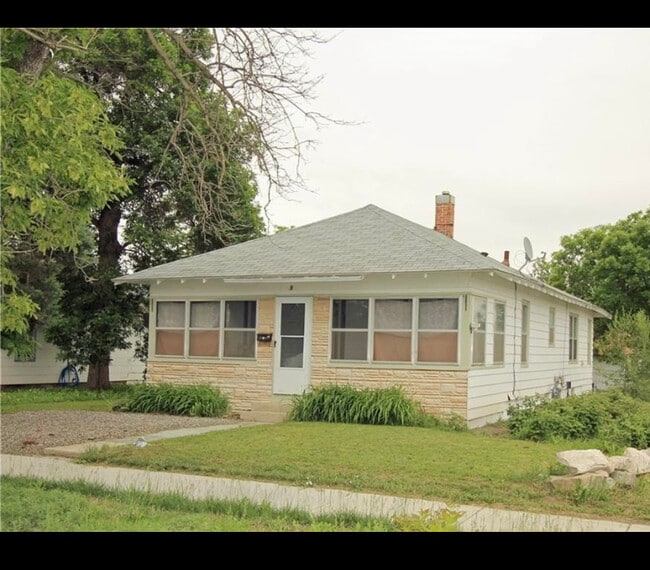 Primary Photo - 11 Idaho Ave