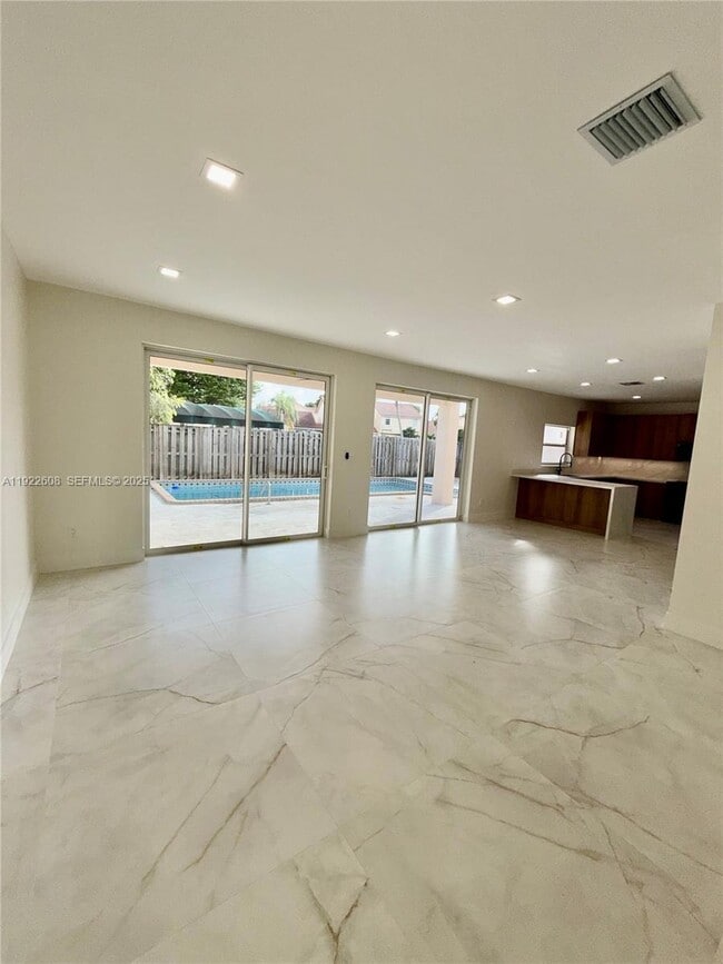 Building Photo - 15254 SW 109th St