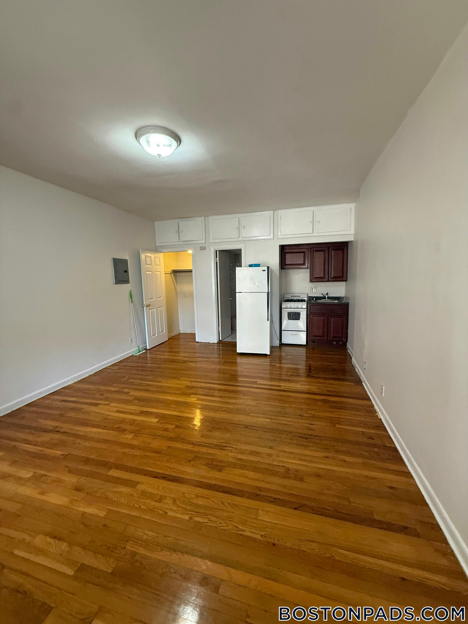 Building Photo - 153 Brighton Ave