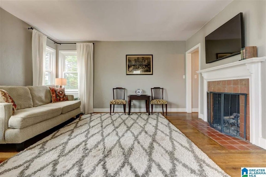 Front Living Room - 4785 7th Ct S