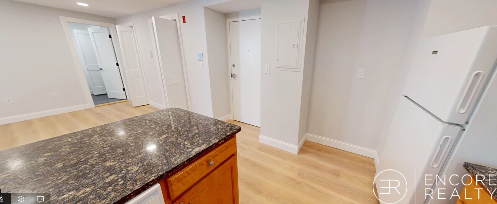 Building Photo - 51 Queensberry St