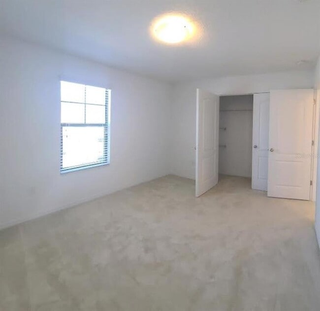 Building Photo - 1052 Ketzal Dr