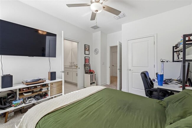 Building Photo - 7410 S Faul St