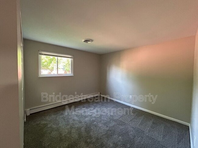 Building Photo - 3920 Barrymore Ln