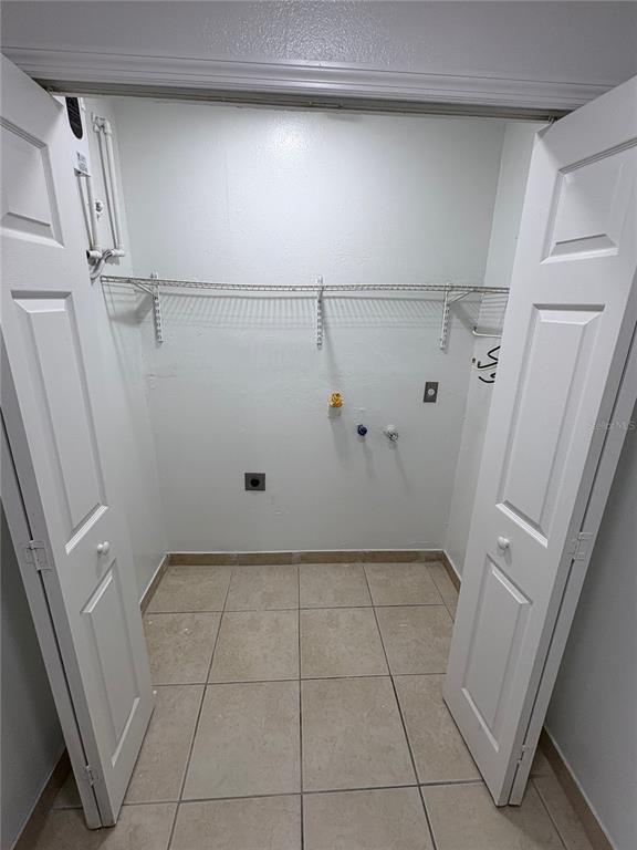 Building Photo - 1053 Scott St