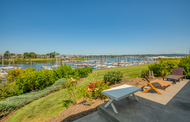 Building Photo - Modern 3-Bedroom Waterfront Escape – River...