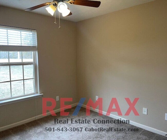 Building Photo - Sorry No Smoking and No Pets Permitted