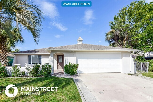 Building Photo - 7015 Ingleside Dr