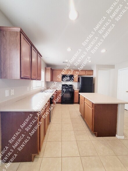 Building Photo - 776 E Cowboy Cove Trail