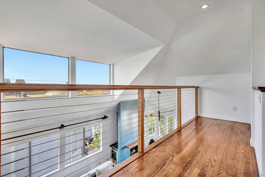 Building Photo - 24 Westwind St